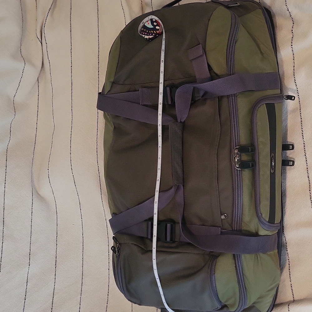 Eagle Creek Duffle LARGE capacity